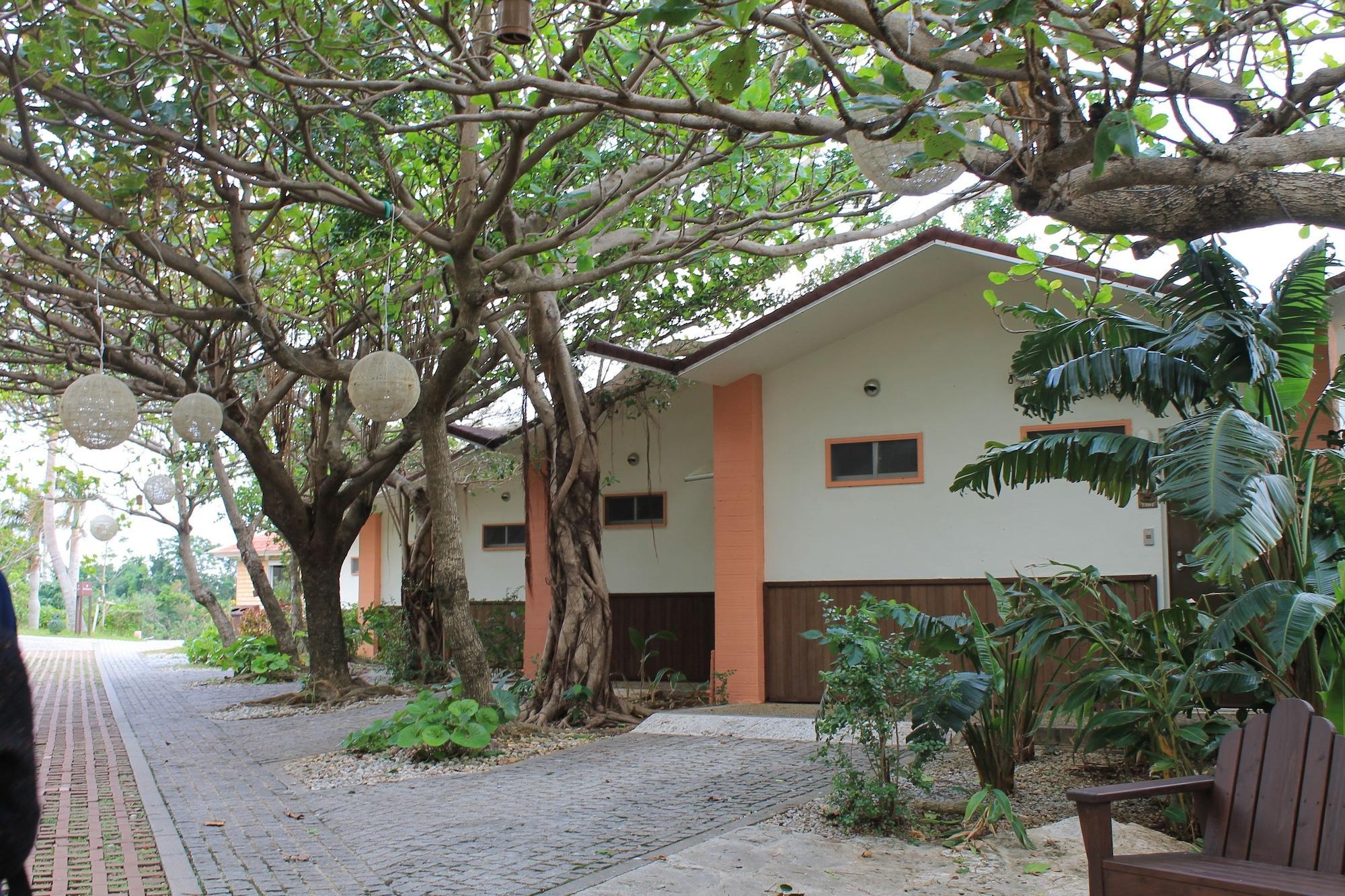 Coco Garden Okinawa 3*